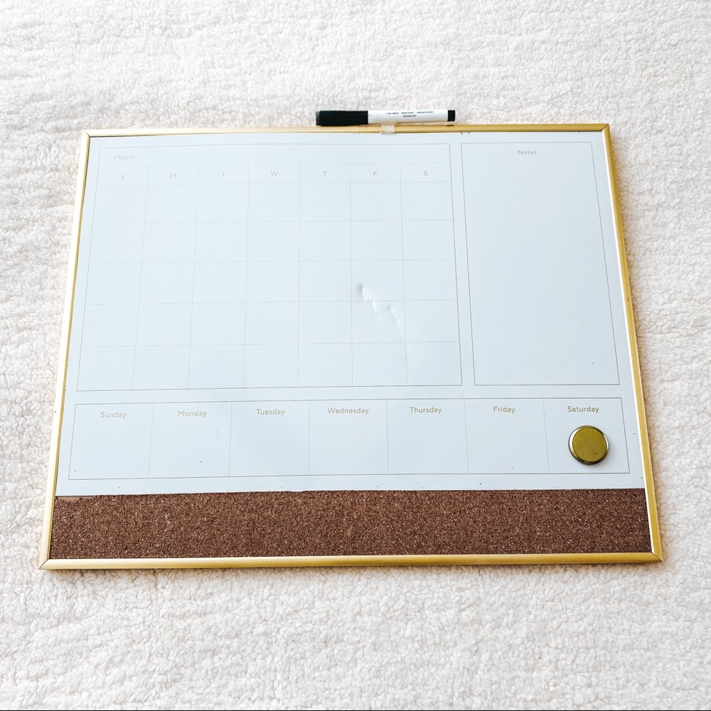 Wall Gold and White Calendar